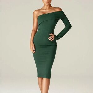 Alieva Rita one shoulder dress emerald green